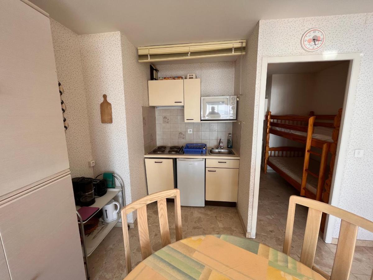 Appartement T2 Avec Balcon Et Vue Mer, 1Er Etage, Ascenseur, Tv, Cuisine Equipee - Fr-1-197-466 เลส์ซาบล์-โดล็อนน์ ภายนอก รูปภาพ