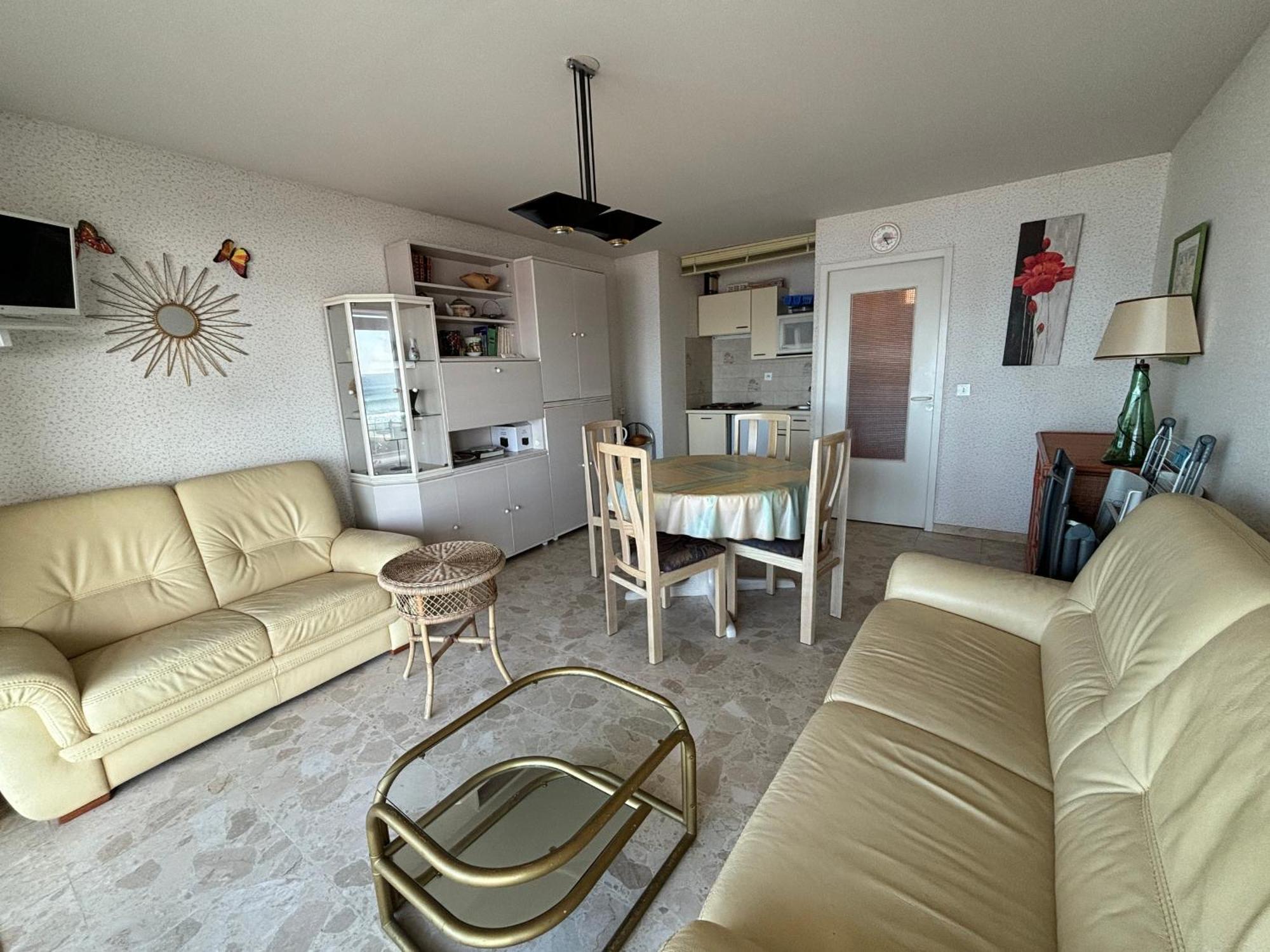 Appartement T2 Avec Balcon Et Vue Mer, 1Er Etage, Ascenseur, Tv, Cuisine Equipee - Fr-1-197-466 เลส์ซาบล์-โดล็อนน์ ภายนอก รูปภาพ